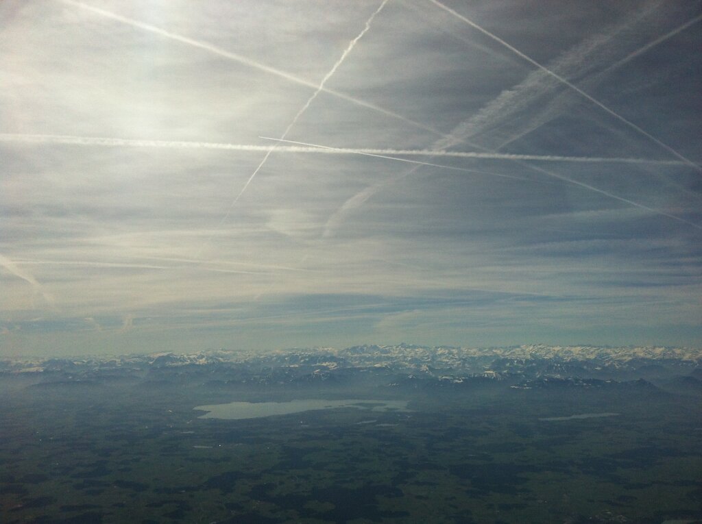 02.04.2012 München - Belgrad | Malerischer Himmel über'm Chiemsee