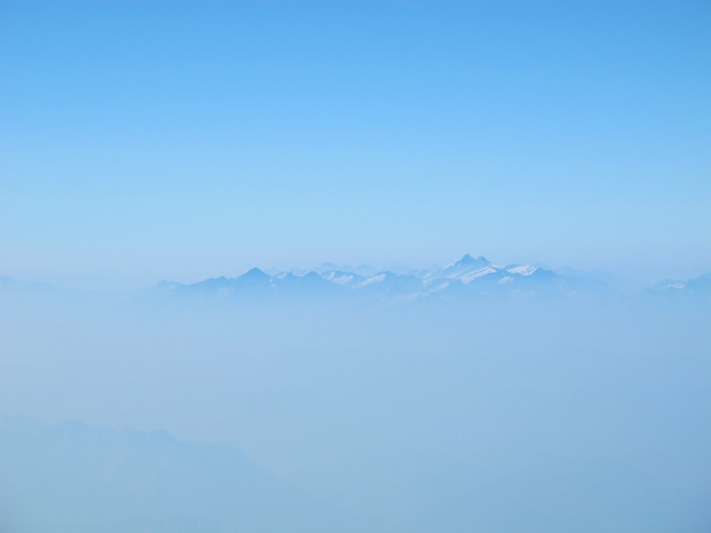 13.08.2015 München - Dubrovnic | Großglockner im Morgendunst