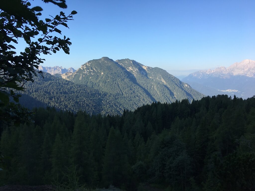 17.08.2018 Die Berge werden grüner