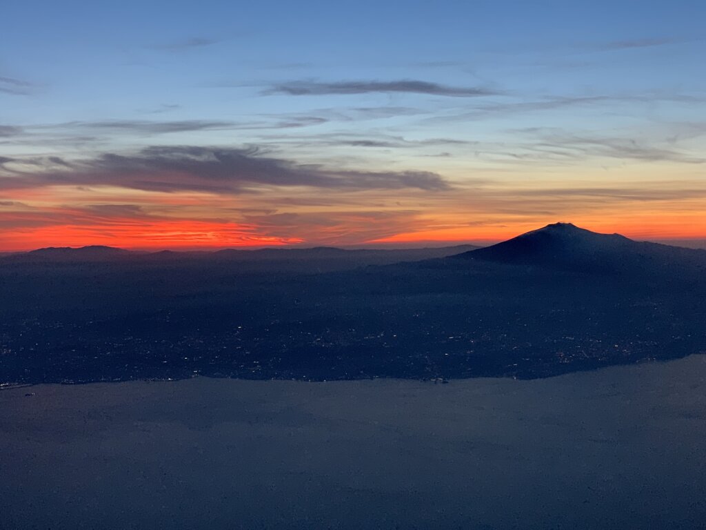 04.07.2021 München - Catania | Sonnenuntergang über Sizilien