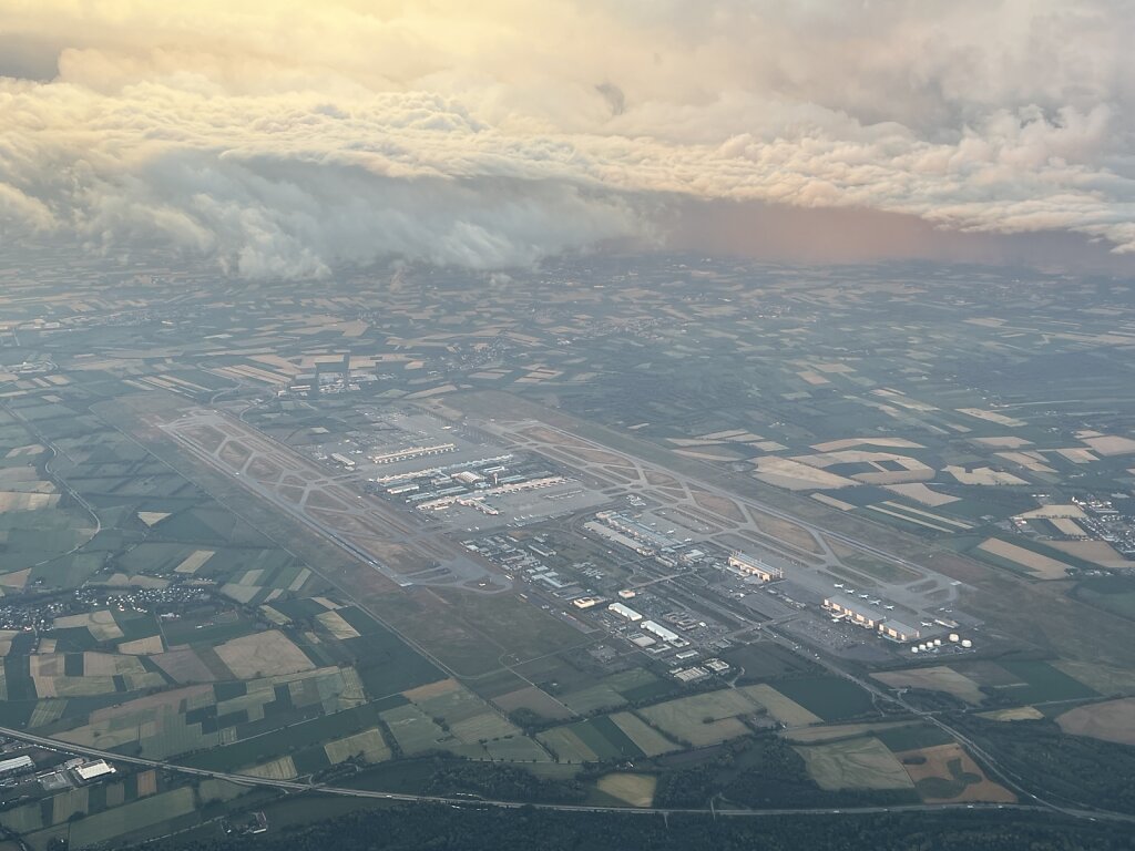 04.07.2023 Lyon - München | Gewitter über MUC