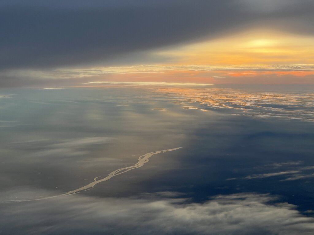 02.02.2024 Köln - München | Der Rhein in Wolken gebettet