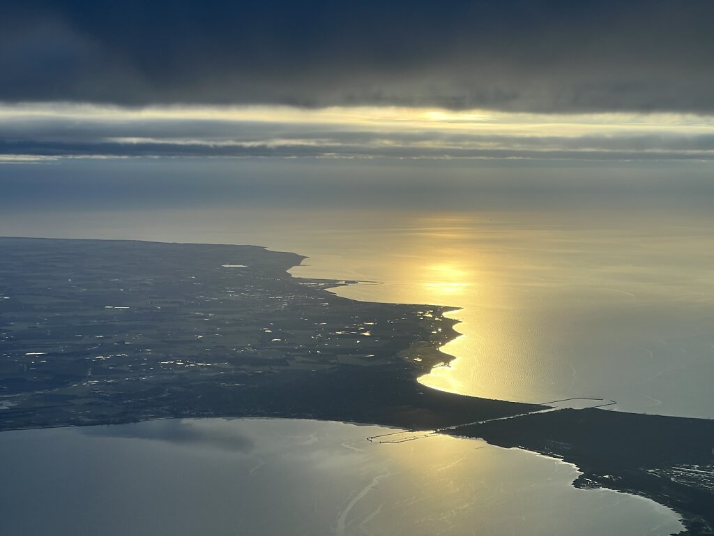 24.02.2024 München - Kopenhagen | Sonnenaufgang über der Ostsee