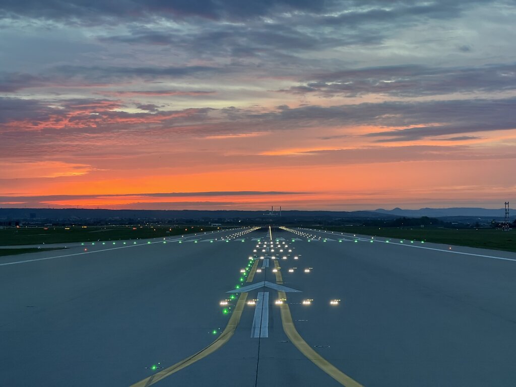 29.04.2024 Suttgart - München | Start in den Morgenhimmel