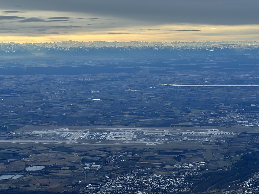 25.01.2025 Brüssel - München | Approaching MUC